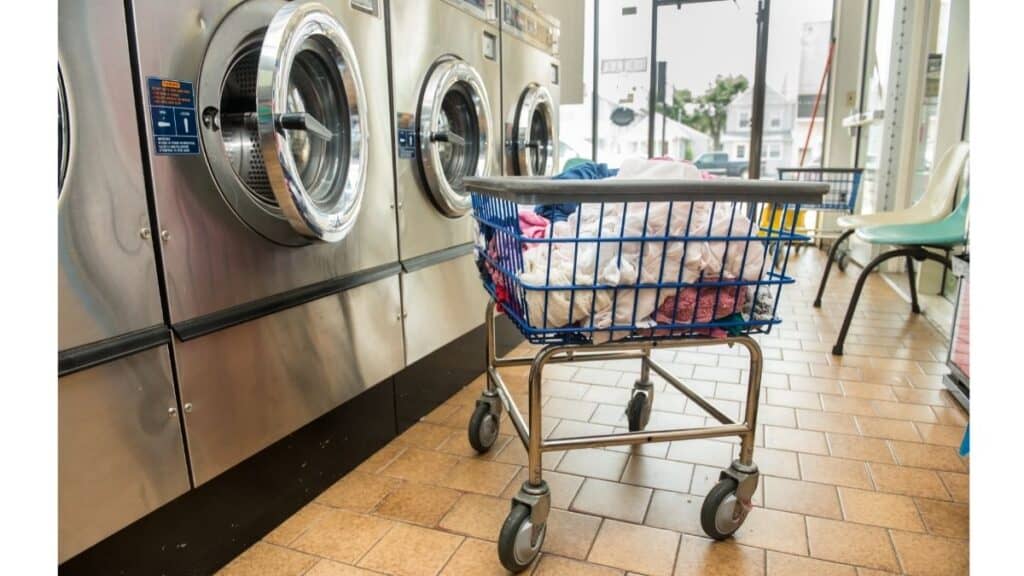 Bisnis Laundry Koin Bukan Bisnis Musiman